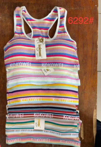 Top de tirantes acanalado a rayas multicolor