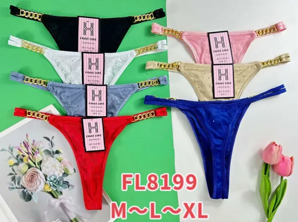 Tanga de malla con cadena dorada decorativa