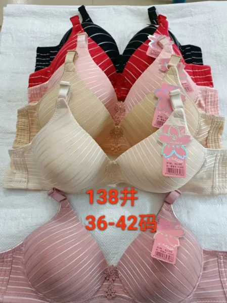 Brasier sin aro realzado de rayas con flor de encaje