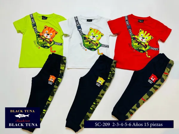 Conjunto de playera y pantalón jogger con estampado de gato y detalle camuflaje para niño