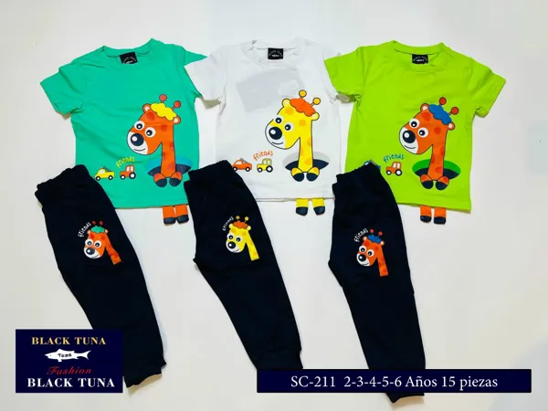 Conjunto de 2 piezas con playera y pantalón jogger, estampado de jirafa para niño