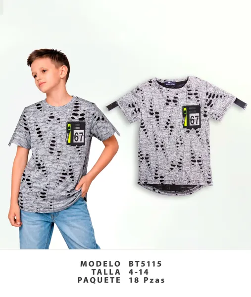 Playera efecto rasgado con parche 67 para niño