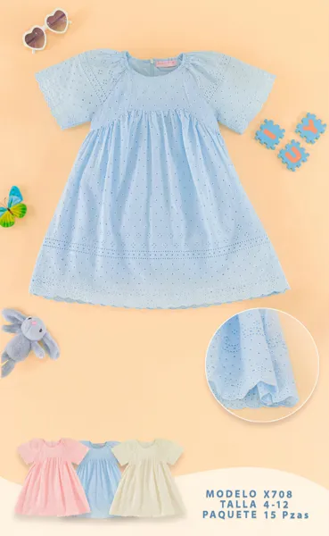 Vestido de algodón con bordado calado broderie para niña