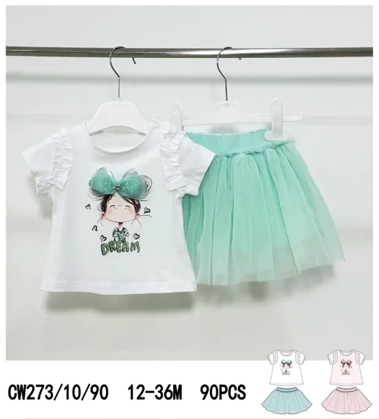 Conjunto de 2 piezas con playera estampada y falda de tul para niña