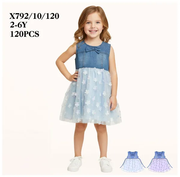 Vestido con canesú de mezclilla y falda de tul con flores para niña