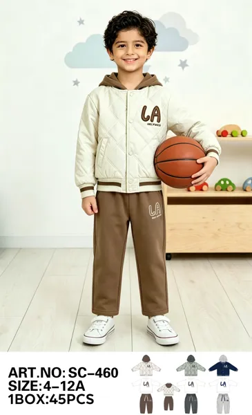 Conjunto de 3 piezas con chamarra acolchada de capucha, sudadera y pants estilo LA Hollywood para niño