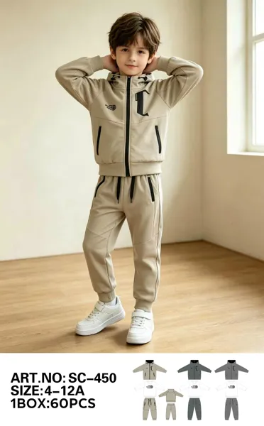Conjunto de 3 piezas con sudadera de capucha, playera y pantalón jogger para niño