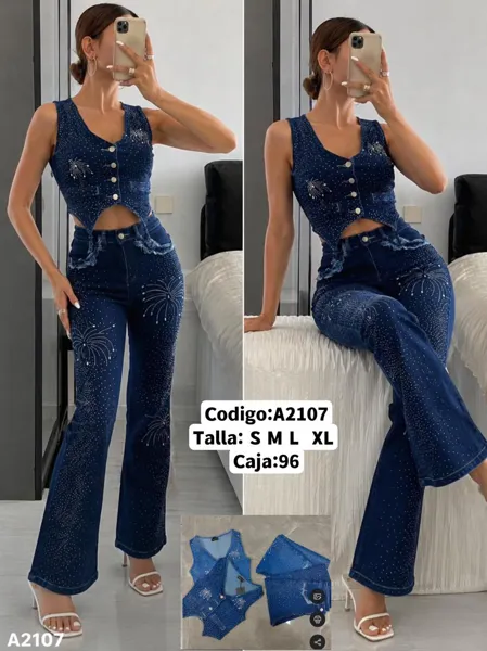 Conjunto de mezclilla con pedrería