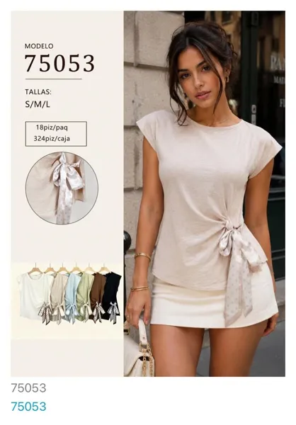Blusa con detalle de nudo lateral