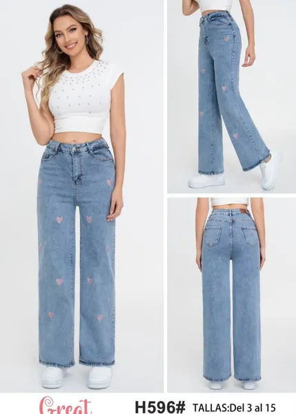 Jeans corte recto con bordado de corazones