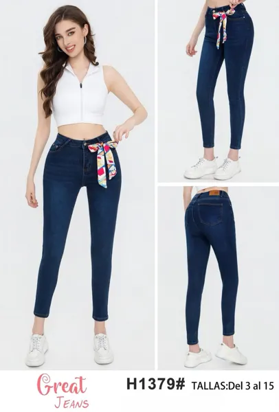 Jeans skinny con pañuelo