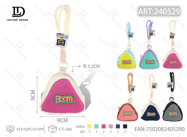 Monedero triangular con colgante