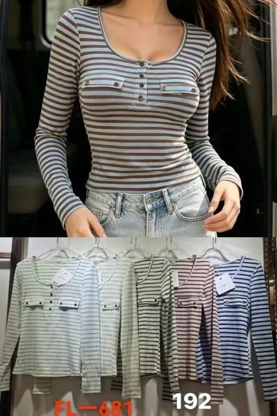Blusa rayada con botones y bolsillos
