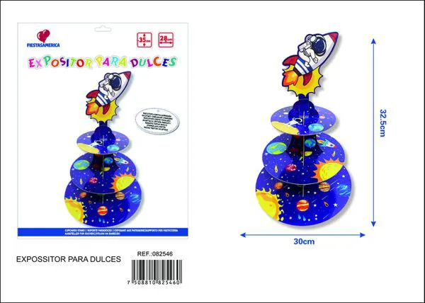 Base para pastel de tres niveles diseño de astronauta