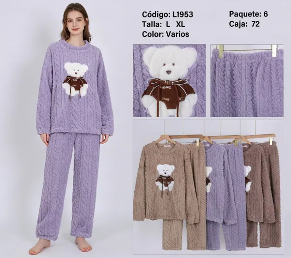 Pijama de peluche con estampado de oso