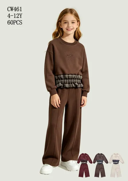 Conjunto de sudadera y pantalón acampanado para niña