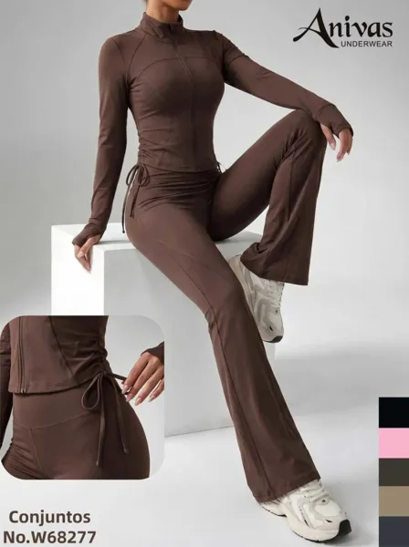 Conjunto deportivo de chaqueta con cierre y pantalón acampanado