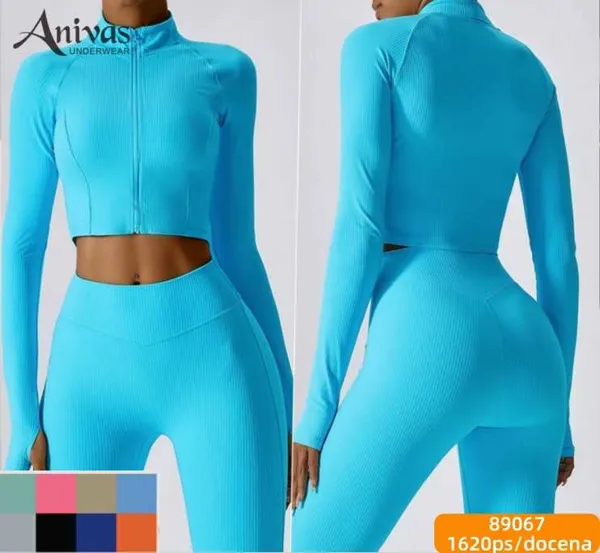 Conjunto deportivo de chaqueta con cierre y leggings de canalé