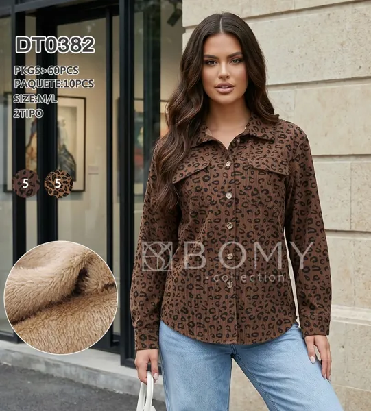 Camisa de pana con estampado animal