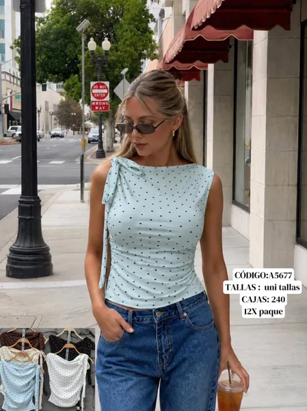 Blusa con estampado de corazones