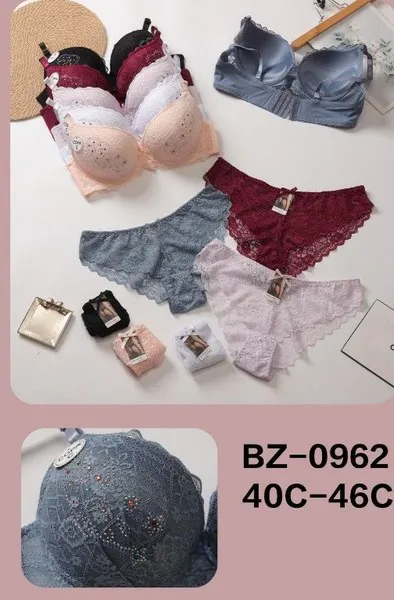 Conjunto de sostén y calzón de encaje para mujer