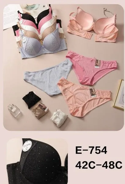 Conjunto de sostén y calzón de encaje para mujer