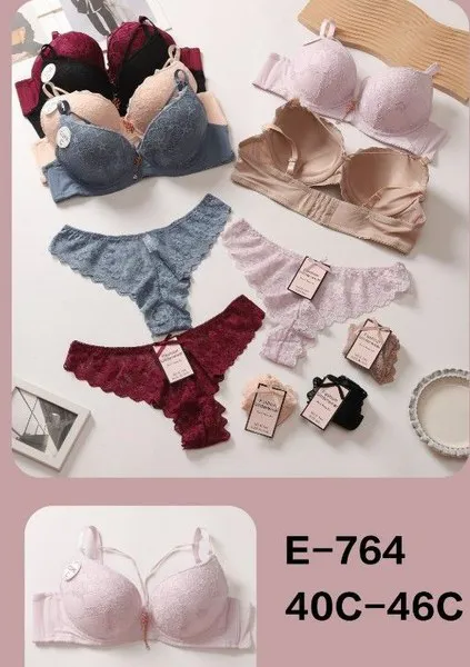 Conjunto de sostén y tanga de encaje para mujer