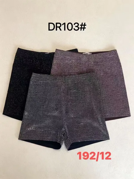 Short con pedrería