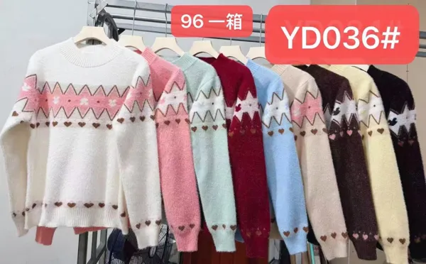 Suéter con estampado de corazones