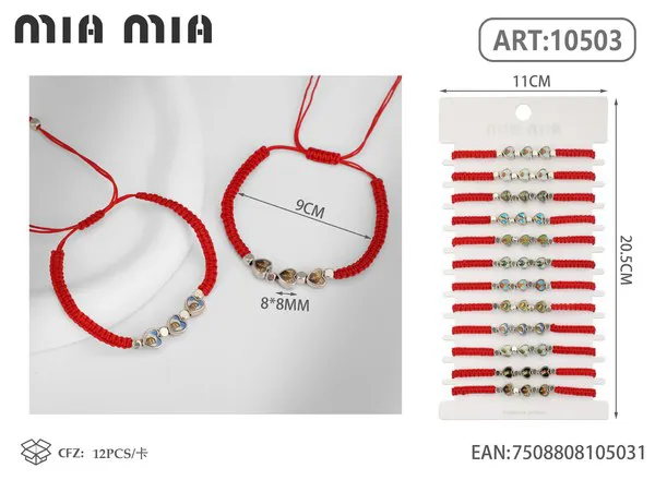 Pulsera tejida roja con dijes de corazón