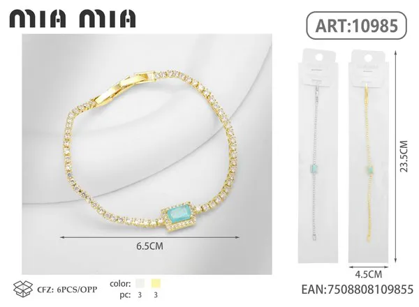 Pulsera de circonias con dije cuadrado