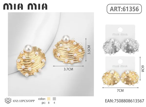 Aretes de concha con perlas, dorados