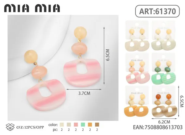 Aretes de resina con aro irregular