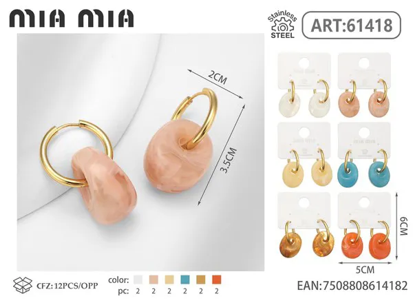 Argollas de acero inoxidable con dije de resina rosa