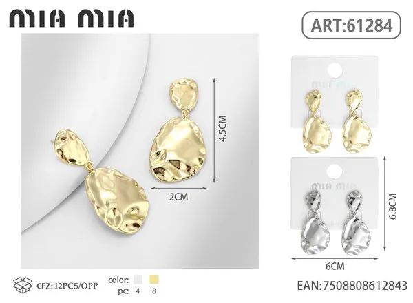 Aretes de gota martillada dorados