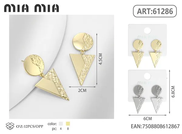 Aretes de triángulo martillado dorados