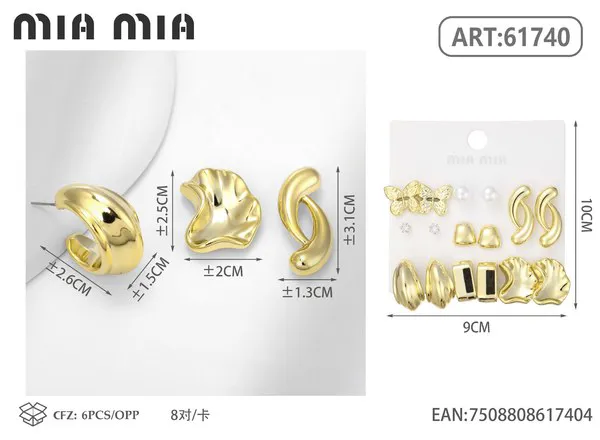 Set de aretes surtidos dorados con mariposa
