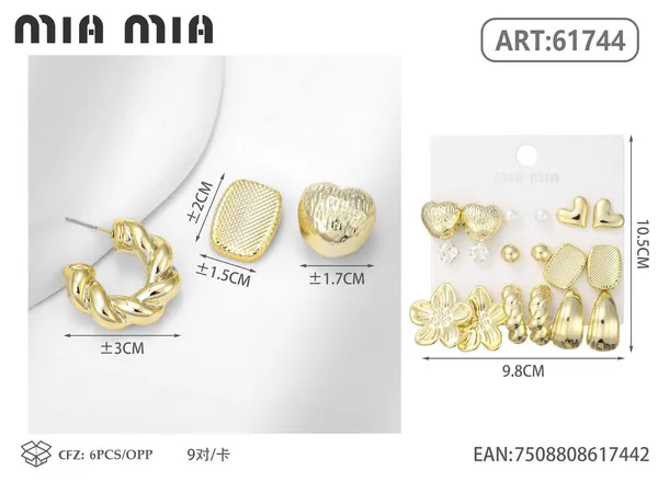 Juego de aretes surtidos dorados