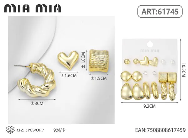 Juego de aretes surtidos dorados