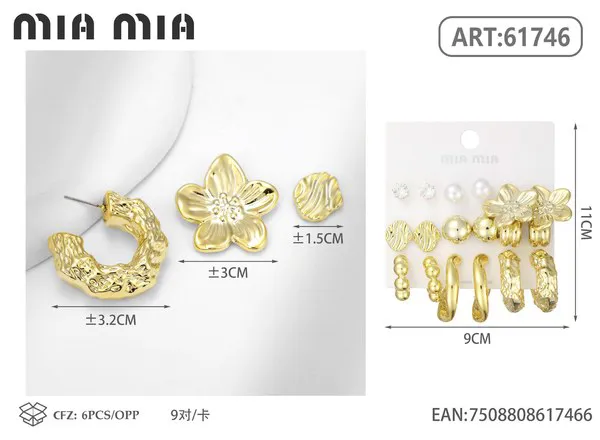 Juego de aretes surtidos dorados