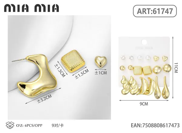 Juego de aretes surtidos dorados