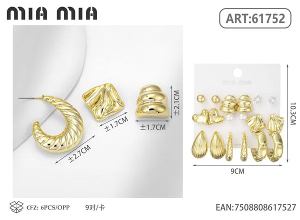 Juego de aretes surtidos dorados