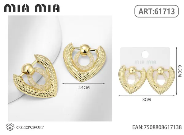 Aretes colgantes de corazon texturizado, dorados