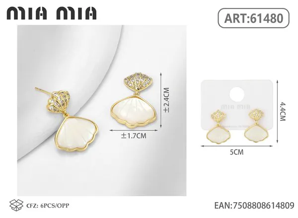 Aretes colgantes de concha nácar dorados