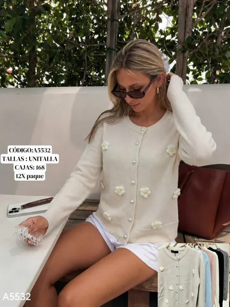 Cardigan con flores