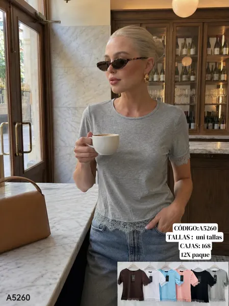 Blusa con detalle de encaje
