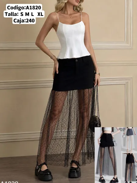 Falda con transparencia