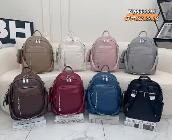 Mochila de nailon para mujer