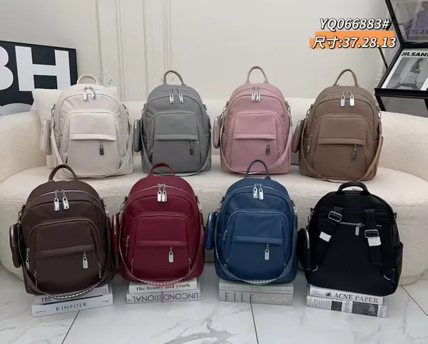 Mochila de nailon con múltiples bolsillos para mujer