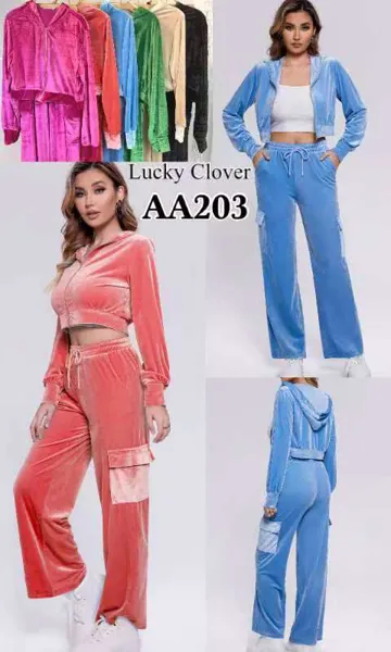Conjunto de terciopelo con sudadera y pantalón cargo